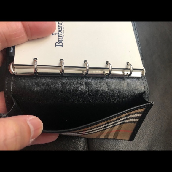 100% Authentic BURBERRYs of London agenda - Picture 6 of 12